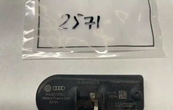 Audi Q7 4L Tire pressure sensor 1K0907255 1K0907255C