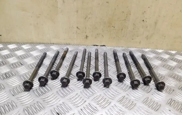 Volvo S60 Cylinder head bolts 