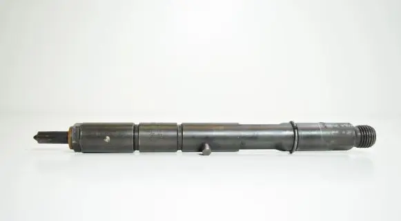 Audi A4 S4 B5 8D Fuel injector 059130201E