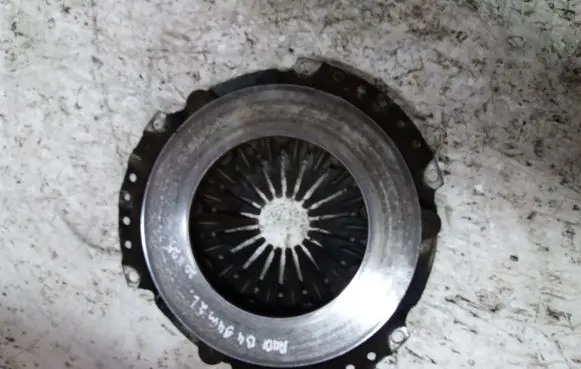 Audi 80 90 S2 B4 Clutch pressure plate 