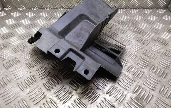 Nissan Qashqai+2 Radiator trim 62822BR30A