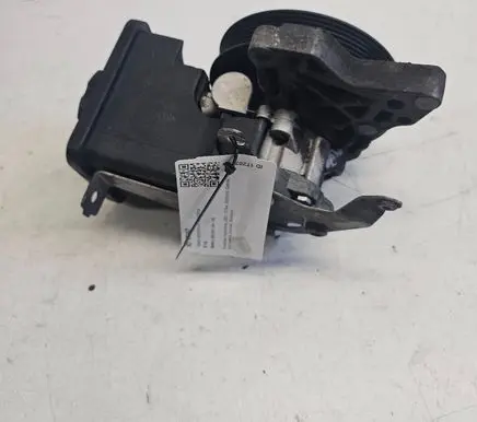 BMW 5 E60 E61 Power steering pump 32417787106