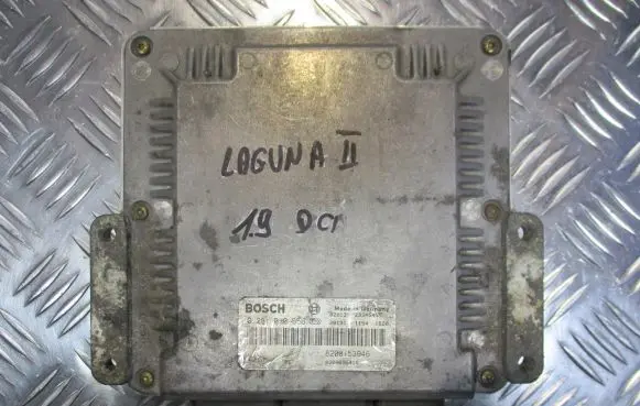 Renault Laguna II Engine control unit/module 8200153946