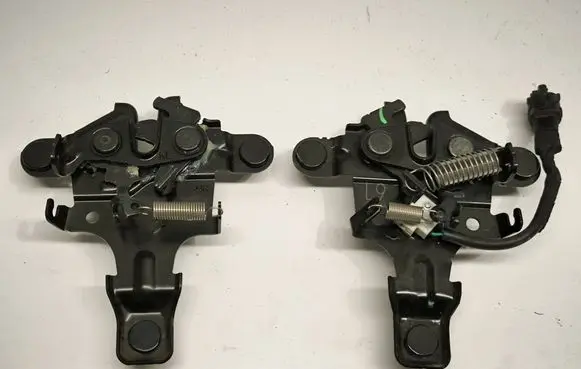 Lexus RX V Engine bonnet/hood lock/catch