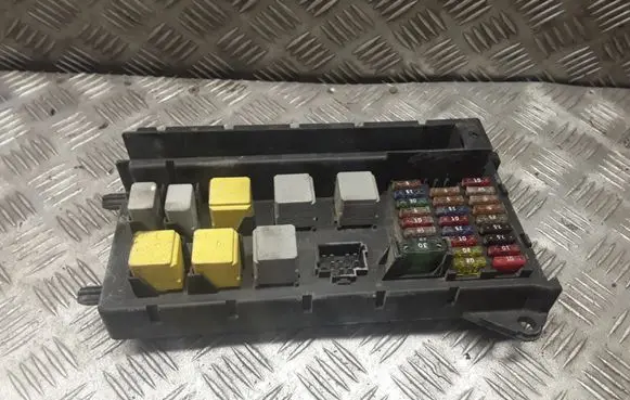Volkswagen Crafter Fuse module A9065450401