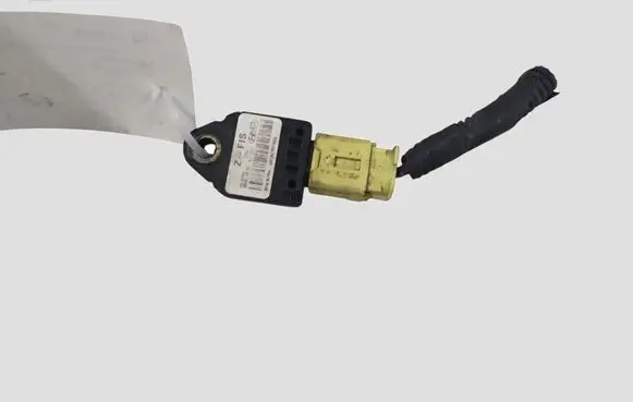 Hyundai i30 Airbag deployment crash/impact sensor 959200A100