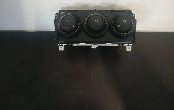 Peugeot 308 Climate control unit T1000220K 69940002 0810093BD233
