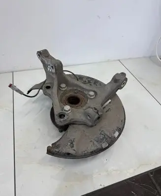 Opel Insignia A Front wheel hub