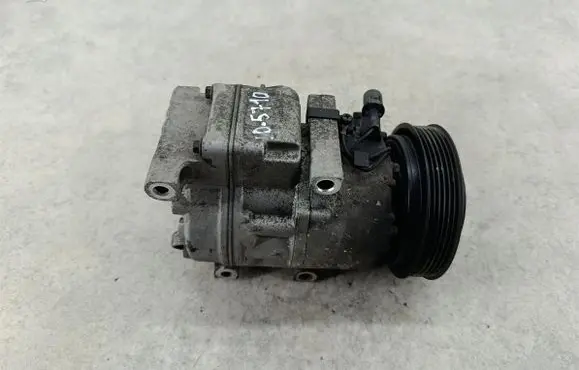 Hyundai i30 Air conditioning (A/C) compressor (pump) F500AN6AA07