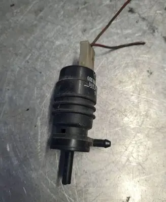 Mercedes-Benz Sprinter W901 W902 W903 W904 Windscreen/windshield washer pump 0008603326