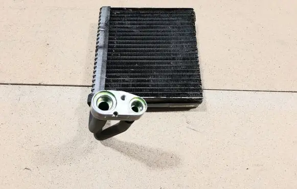 Volvo V50 Air conditioning (A/C) radiator (interior) 