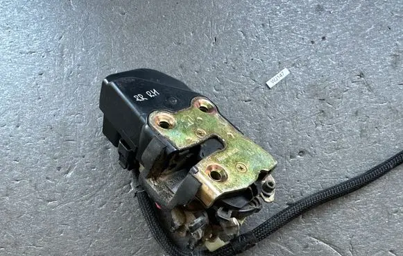 Jeep Grand Cherokee (WJ) Rear door lock 55363474AC