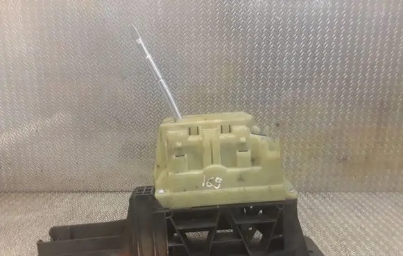 Mercedes-Benz A W169 Gear selector A1693700709 1693700709