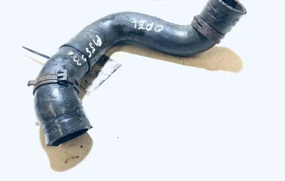 Opel Zafira A Engine coolant pipe/hose 90573220