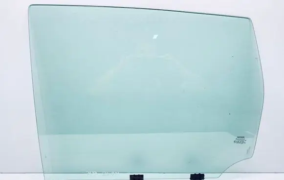 Nissan Note (E11) Rear door window glass 823019U000