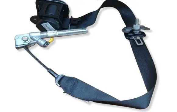 Mitsubishi Space Star Front seatbelt 6221368
