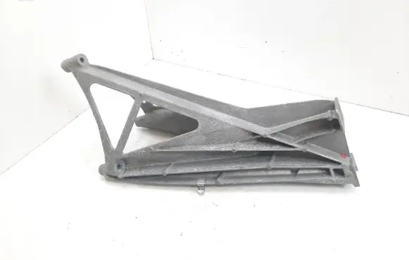 BMW i3 Gearbox mounting bracket 6878936 18761910