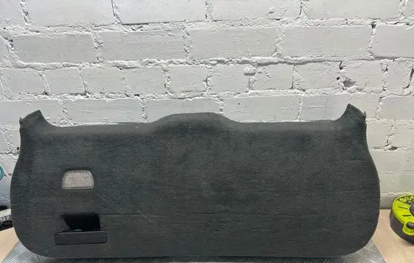 Volvo XC60 Tailgate trim