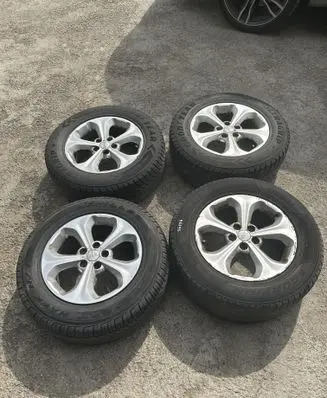 KIA Sorento R17 alloy rim 529102P270
