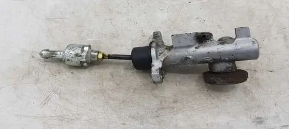 Toyota Land Cruiser (J120) Master brake cylinder NOCODE