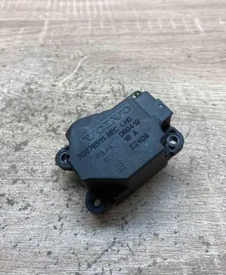 Volvo V70 Air flap motor/actuator 30676511 E2409 REC