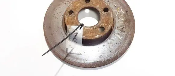 Audi A4 S4 B5 8D Front brake disc neventiliuojamas