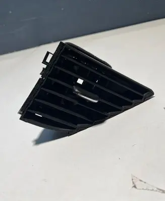 Opel Zafira C Dash center air vent grill 39017312