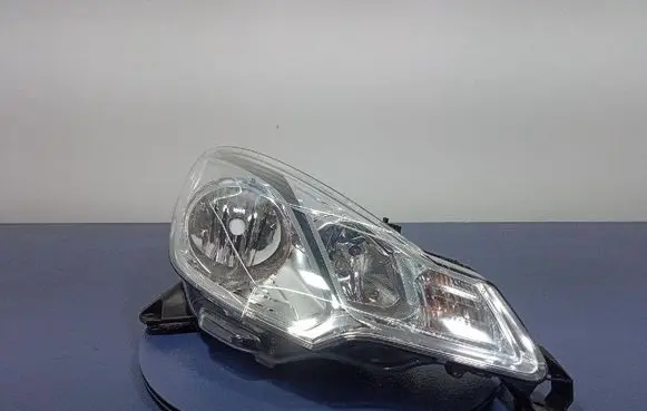 Citroen C3 Headlight/headlamp 9677033880