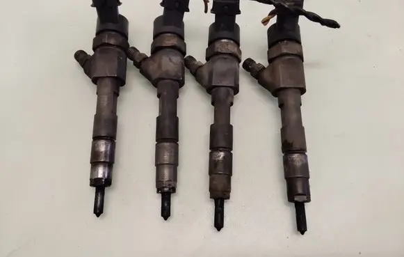 Renault Trafic II (X83) Fuel injectors set 0445110021