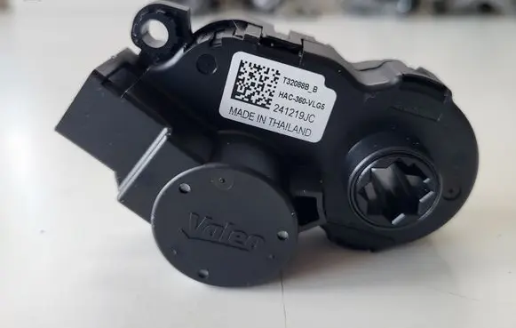 Nissan Juke II F16 A/C air flow flap actuator/motor 241219JC