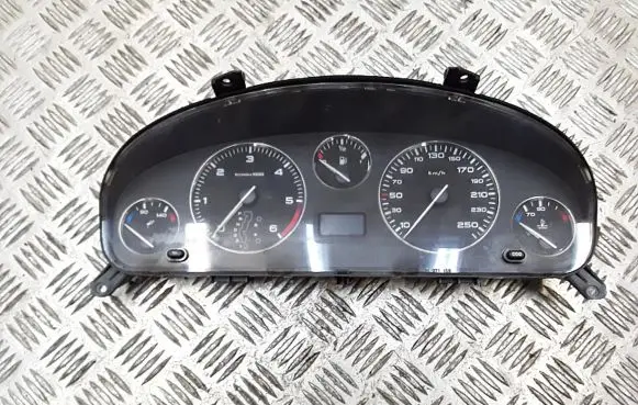 Peugeot 406 Speedometer (instrument cluster) 9648215980