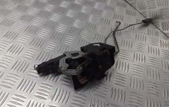 KIA Picanto Front door lock