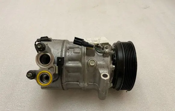 Volvo XC90 Air conditioning (A/C) compressor (pump) 31699132 P31699132