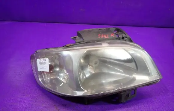 Seat Ibiza II (6k) Headlight/headlamp 445-111OR