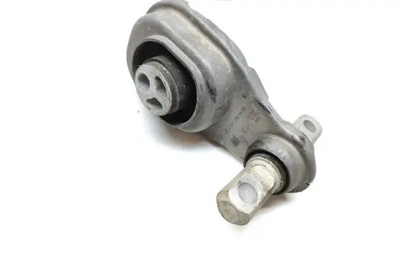 Mercedes-Benz A W177 Engine mount bracket A2472400600 ZGS003 19155