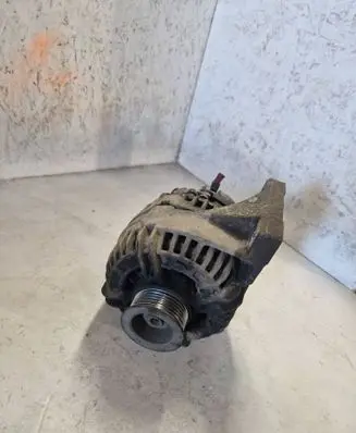 Volvo V70 Generator/alternator 0124515017