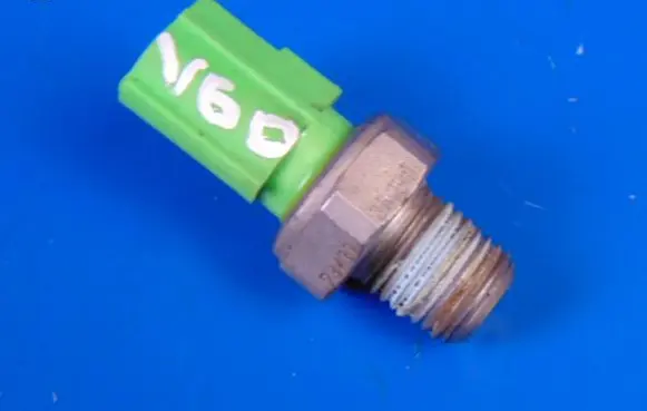 Volvo V60 Oil pressure sensor 
