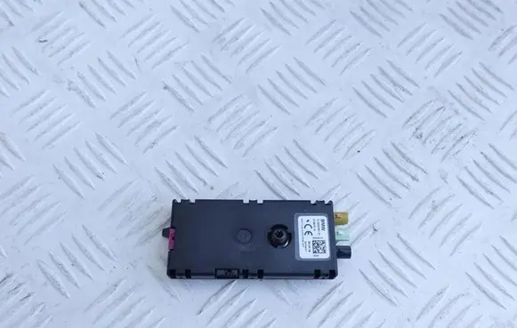 BMW X2 F39 Aerial antenna amplifier 2136751