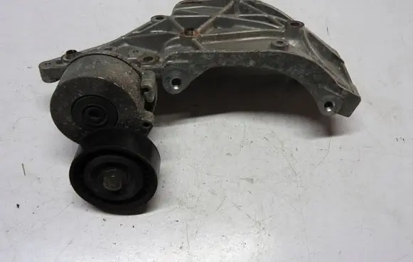 Ford S-MAX Generator/alternator bracket 9682367380