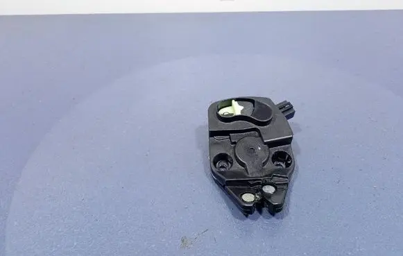 Honda Accord Tailgate/trunk/boot lock/catch/latch 19D16
