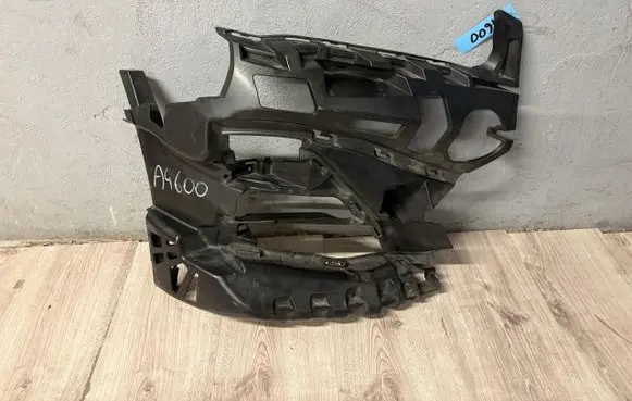 BMW 2 F45 Front bumper mounting bracket 8073908