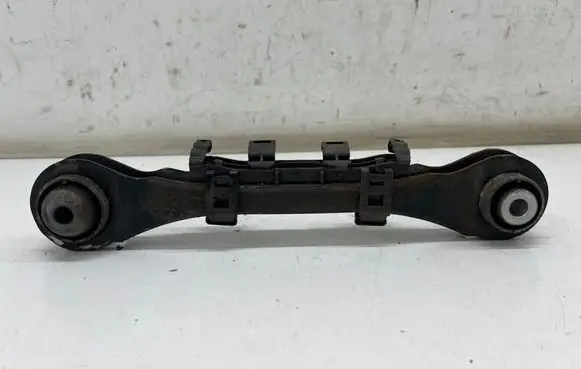 BMW 1 F20 F21 Rear upper control arm/wishbone 6792519