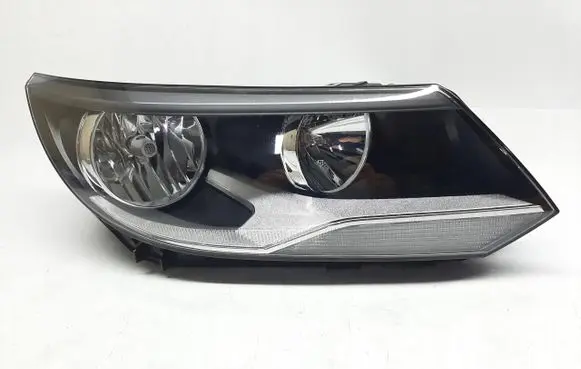 Volkswagen Tiguan Headlight/headlamp 5n1941006c