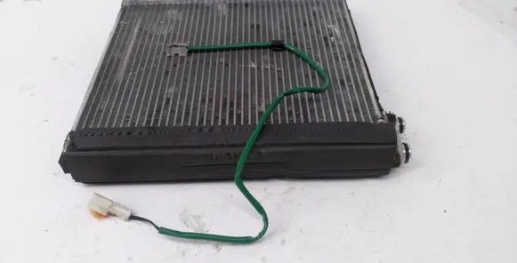 Air conditioning (A/C) radiator (interior)