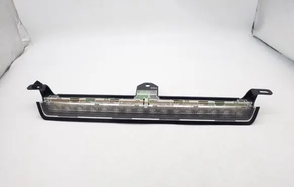 Volvo XC70 Third/center stoplight 8658948