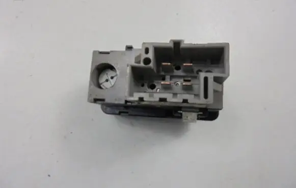 Volvo S70 V70 V70 XC Headlight level height control switch 9162960