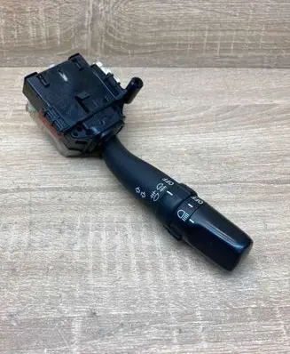 Toyota Avensis T250 Indicator stalk 8414005110 173650B L93