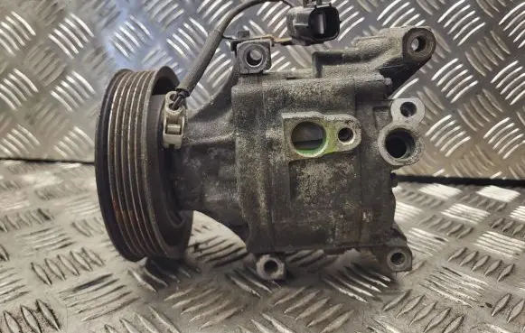 Toyota Corolla E120 E130 Air conditioning (A/C) compressor (pump) 4472607961