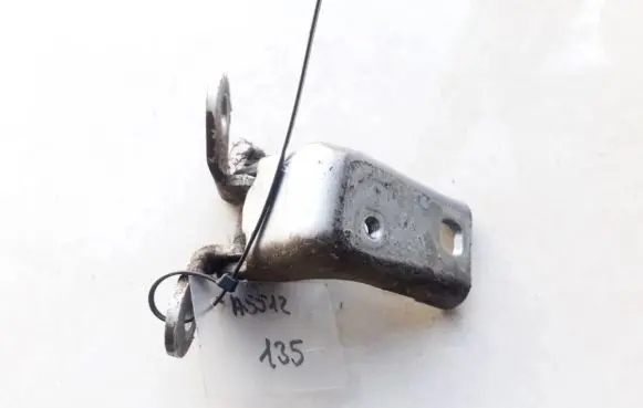 Ford Mondeo MK II Front door upper hinge 93bbf22806ak 93bb-f22806-ak
