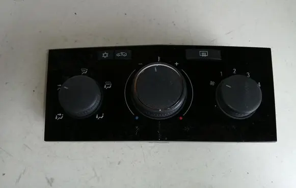 Opel Zafira B Climate control unit 13308176